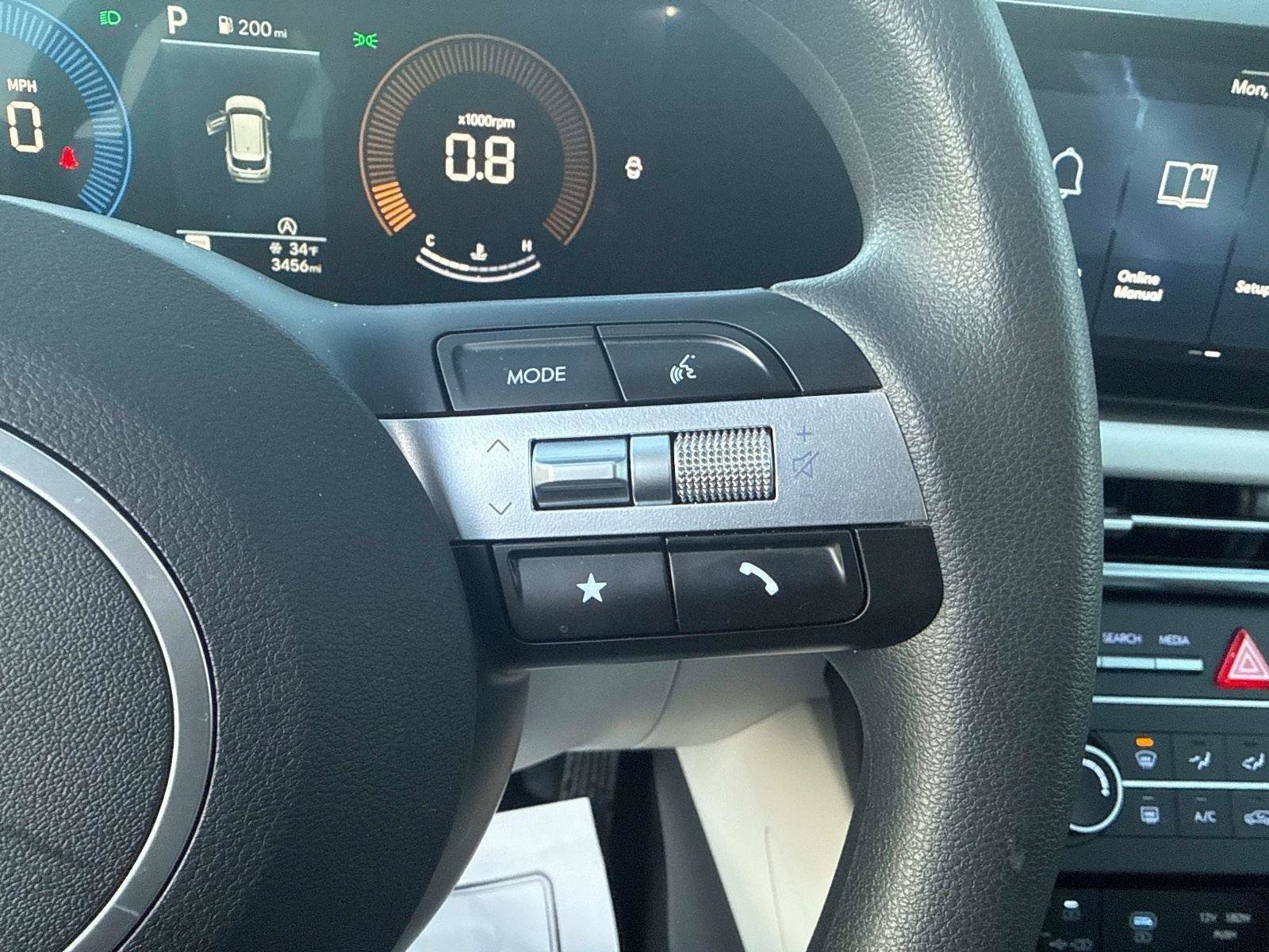 Certified 2025 Hyundai Tucson SE AWD/4WD image 27