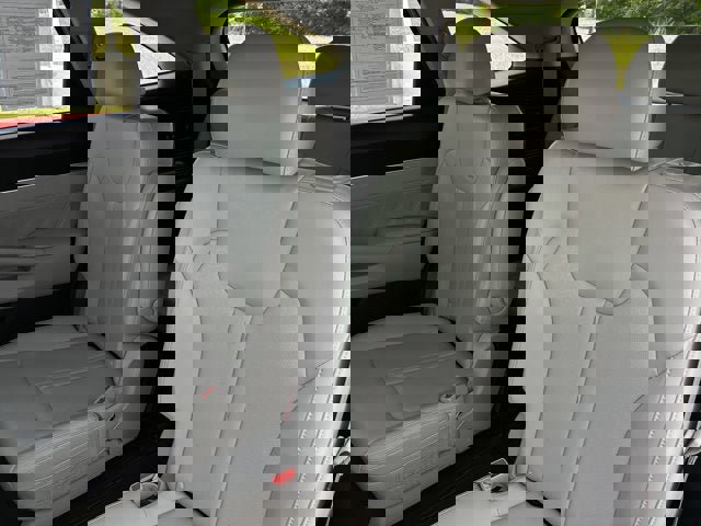 Used 2023 Kia Sorento SX image 24