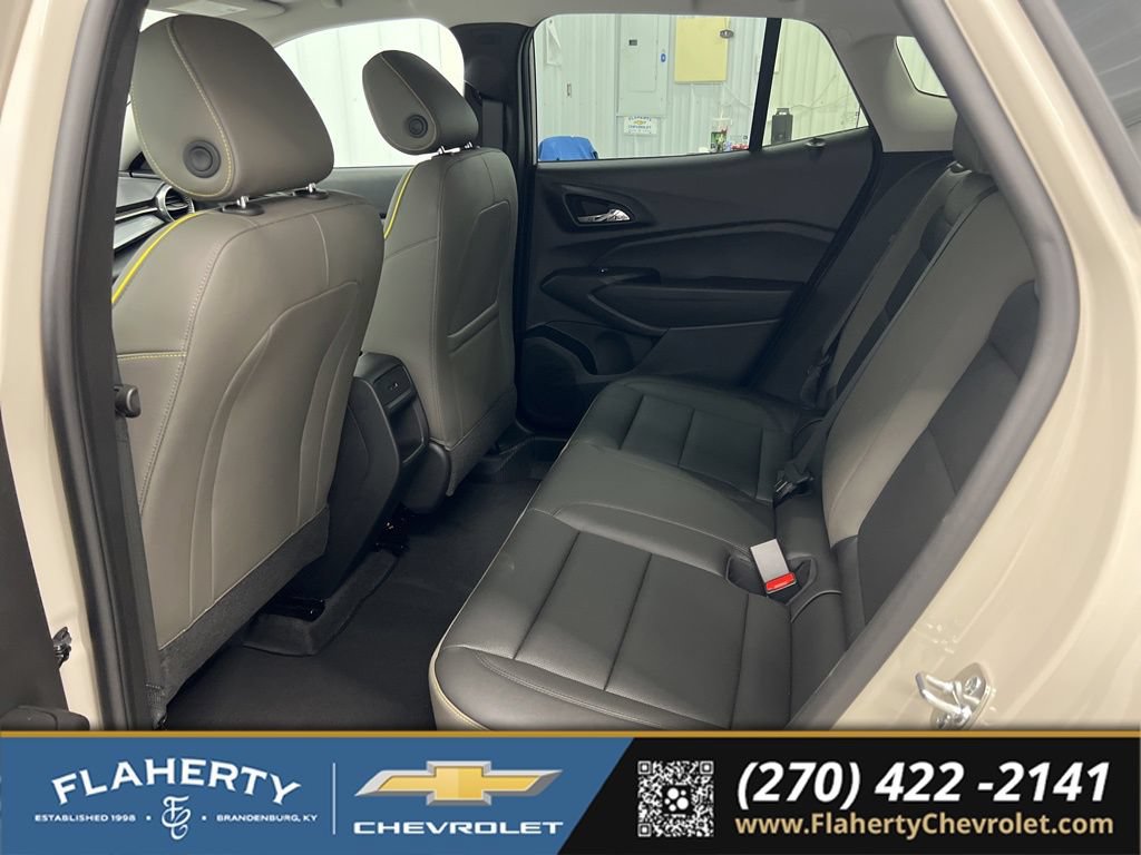 New 2026 Chevrolet Trax ACTIV w/ Driver Confidence Package FWD image 11