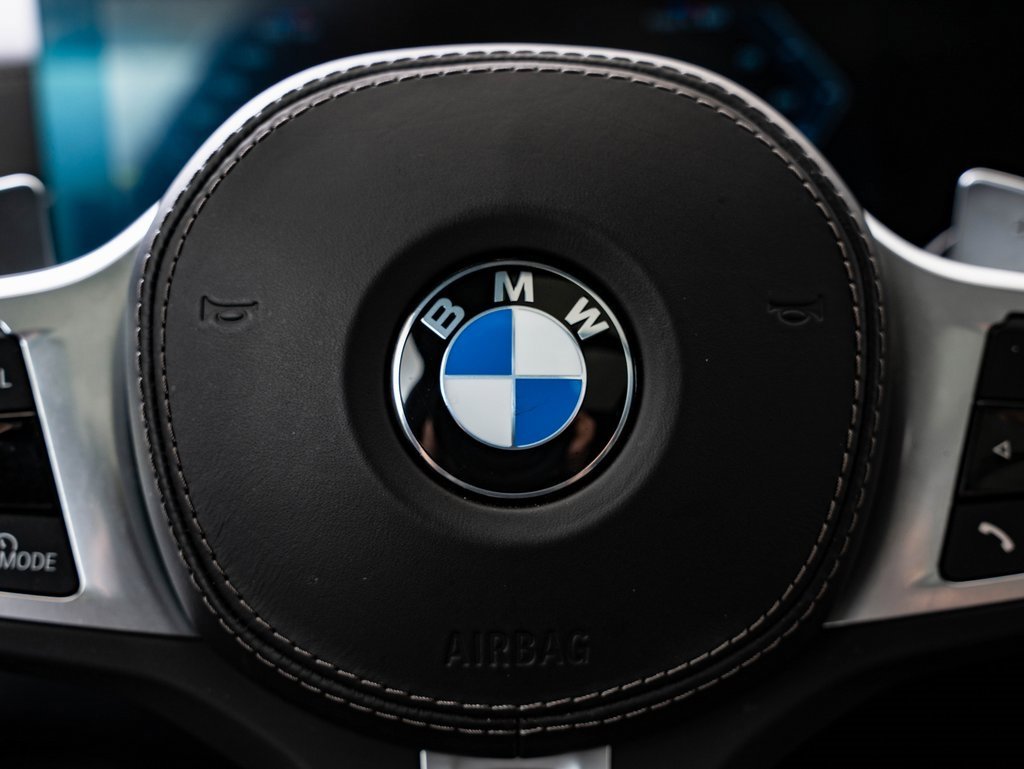 Used 2024 BMW X7 M60i w/ Executive Package image 32