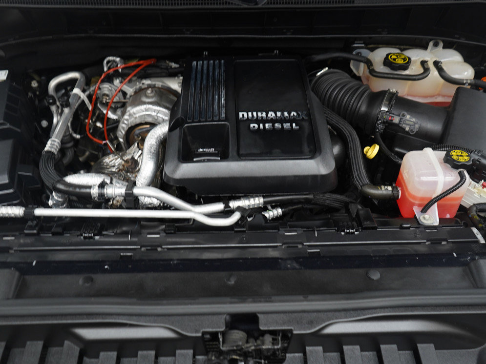 Used 2023 Chevrolet Silverado 1500 High Country w/ Technology Package image 33