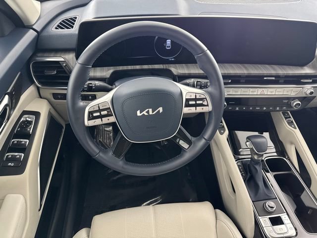 Certified 2025 Kia Telluride SX FWD image 25