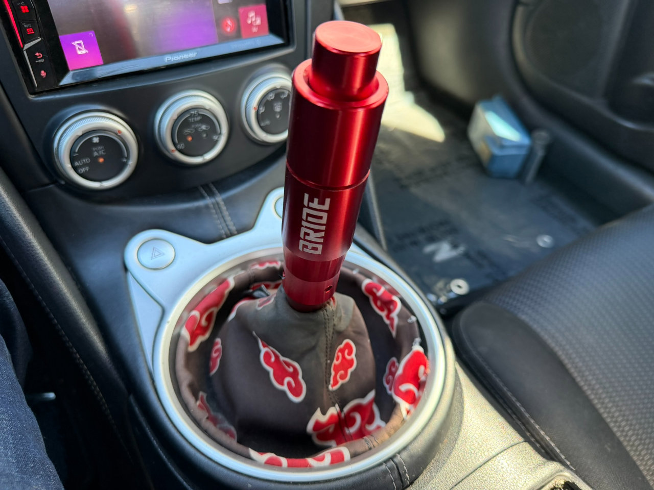 Used 2015 Nissan 370Z 2dr Cpe Manual Sport image 35