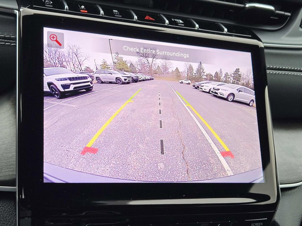 New 2025 Jeep Grand Cherokee Limited image 24