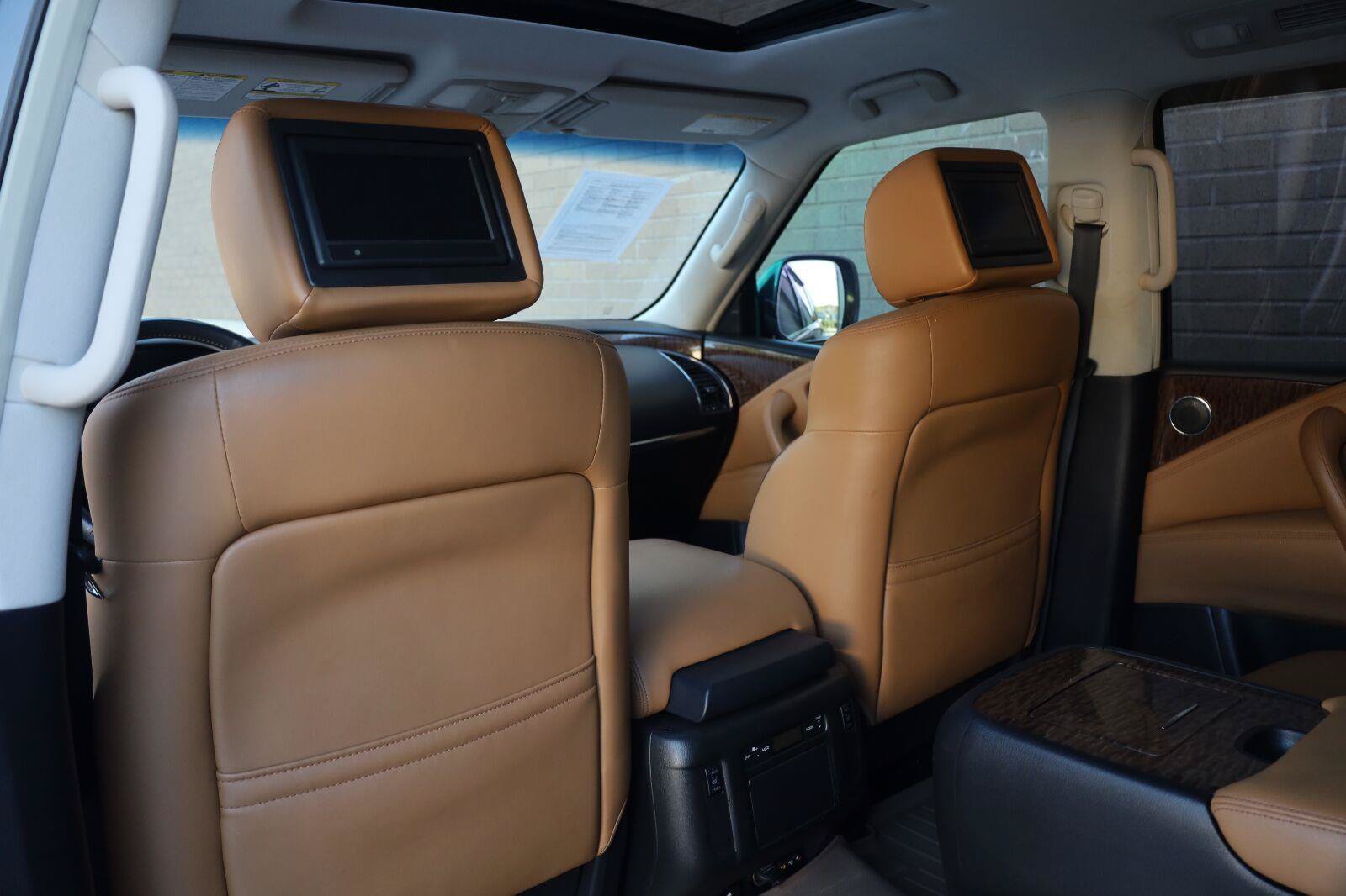 Used 2017 Nissan Armada Platinum RWD image 21
