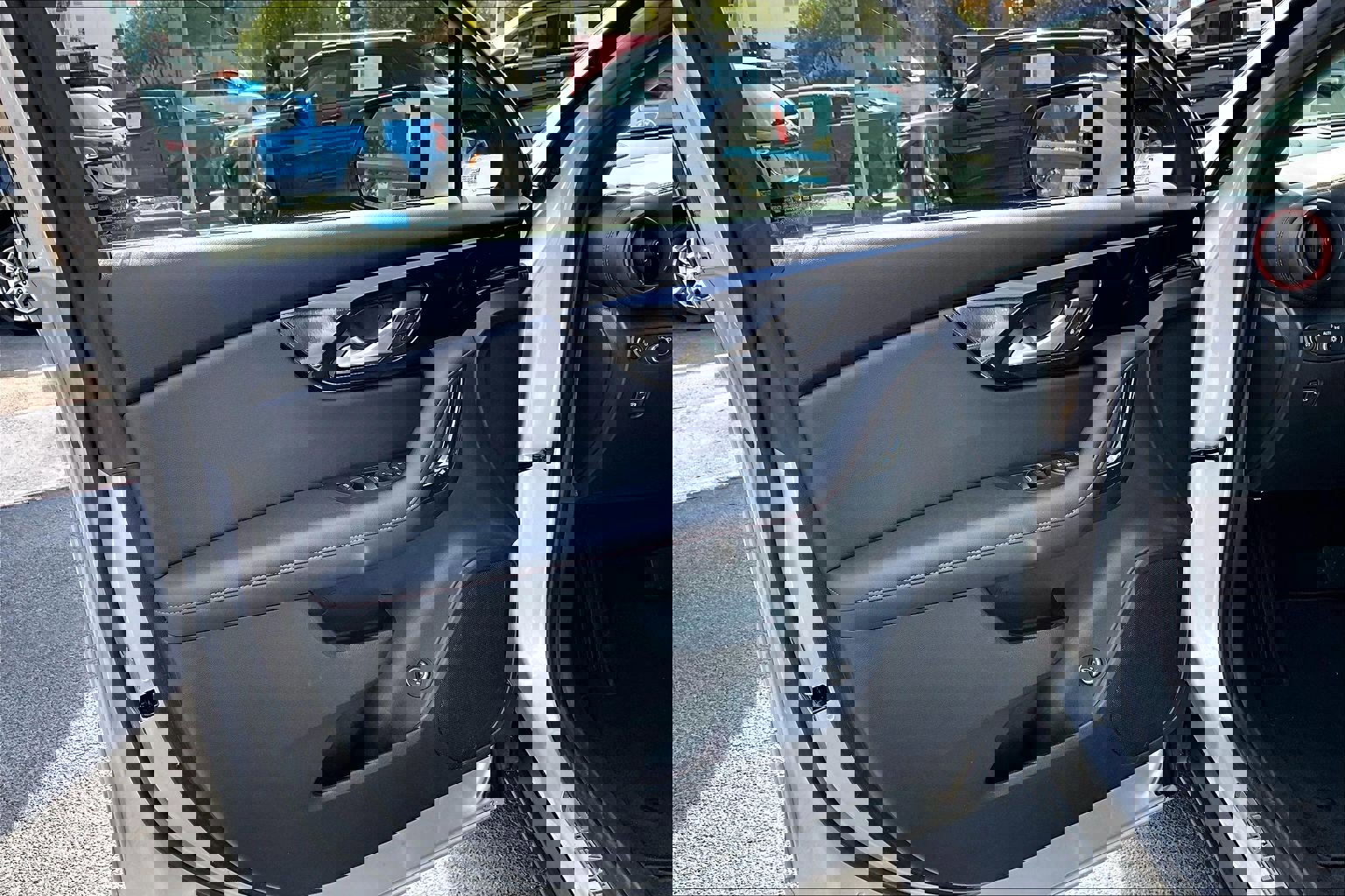 Certified 2022 Chevrolet Blazer RS w/ Driver Confidence II Package image 19