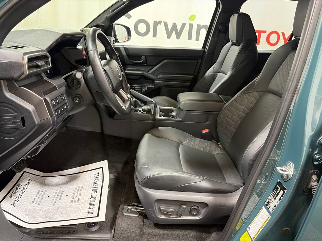 Used 2025 Toyota 4Runner TRD Off-Road Premium w/ Tow Technology Package AWD/4WD image 21