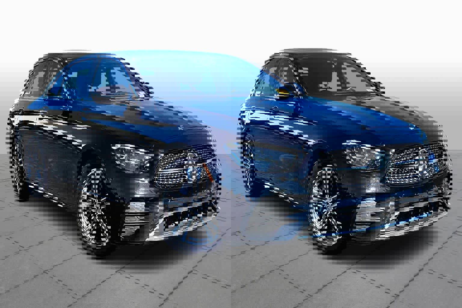 Certified 2022 Mercedes-Benz E 350 Sedan image 3