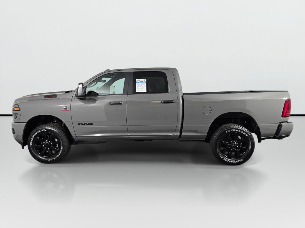 New 2026 RAM 3500 Big Horn AWD/4WD image 7
