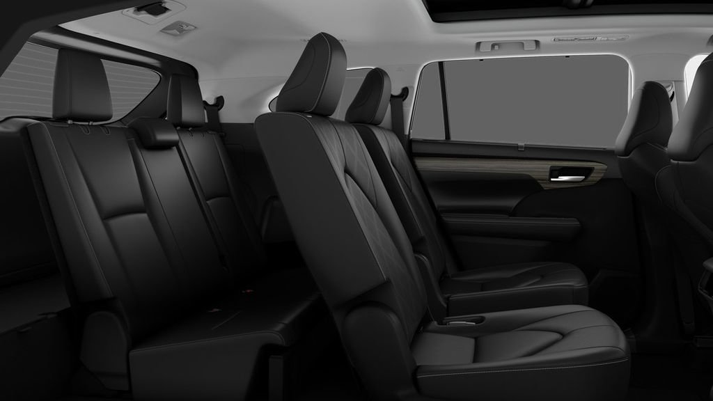 New 2026 Toyota Highlander Platinum AWD/4WD image 8