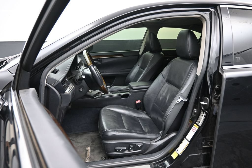 Used 2013 Lexus ES 350 w/ Luxury Pkg FWD image 20