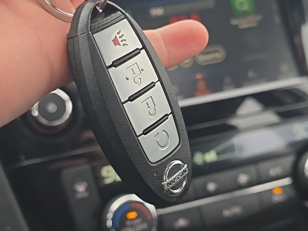 Used 2020 Nissan Rogue Sport SL w/ Premium Package image 45