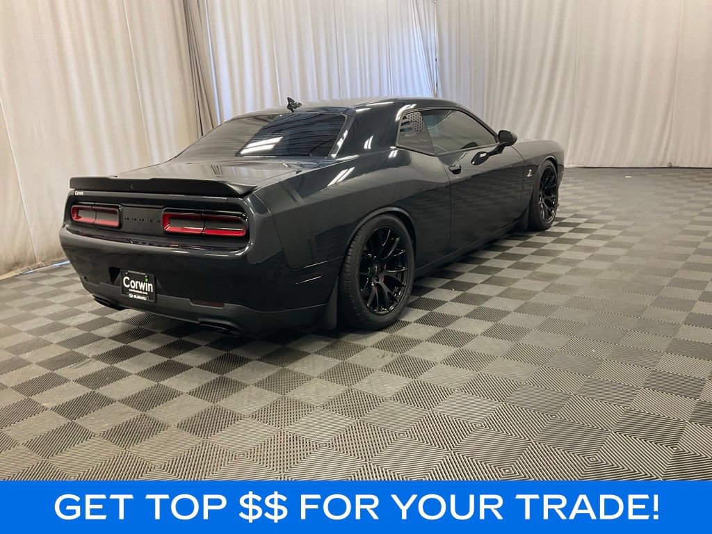 Used 2016 Dodge Challenger R/T Scat Pack w/ Leather Interior Group RWD image 3