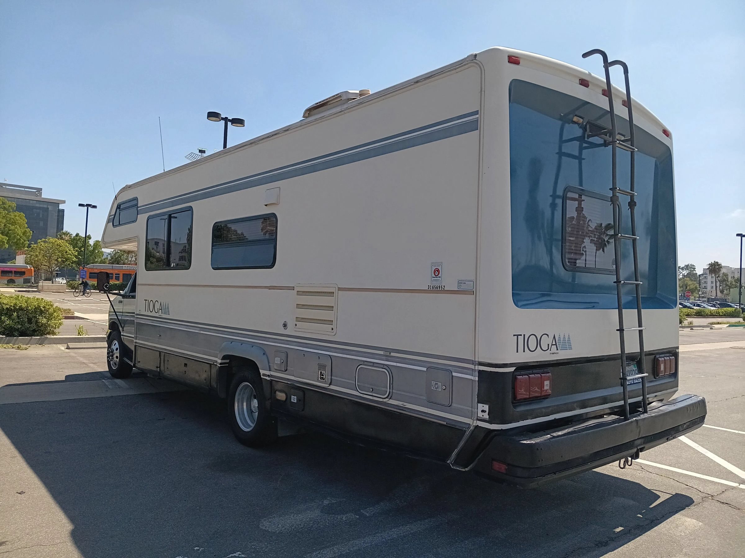 Used 1992 Ford E-350 and Econoline 350 RWD image 6