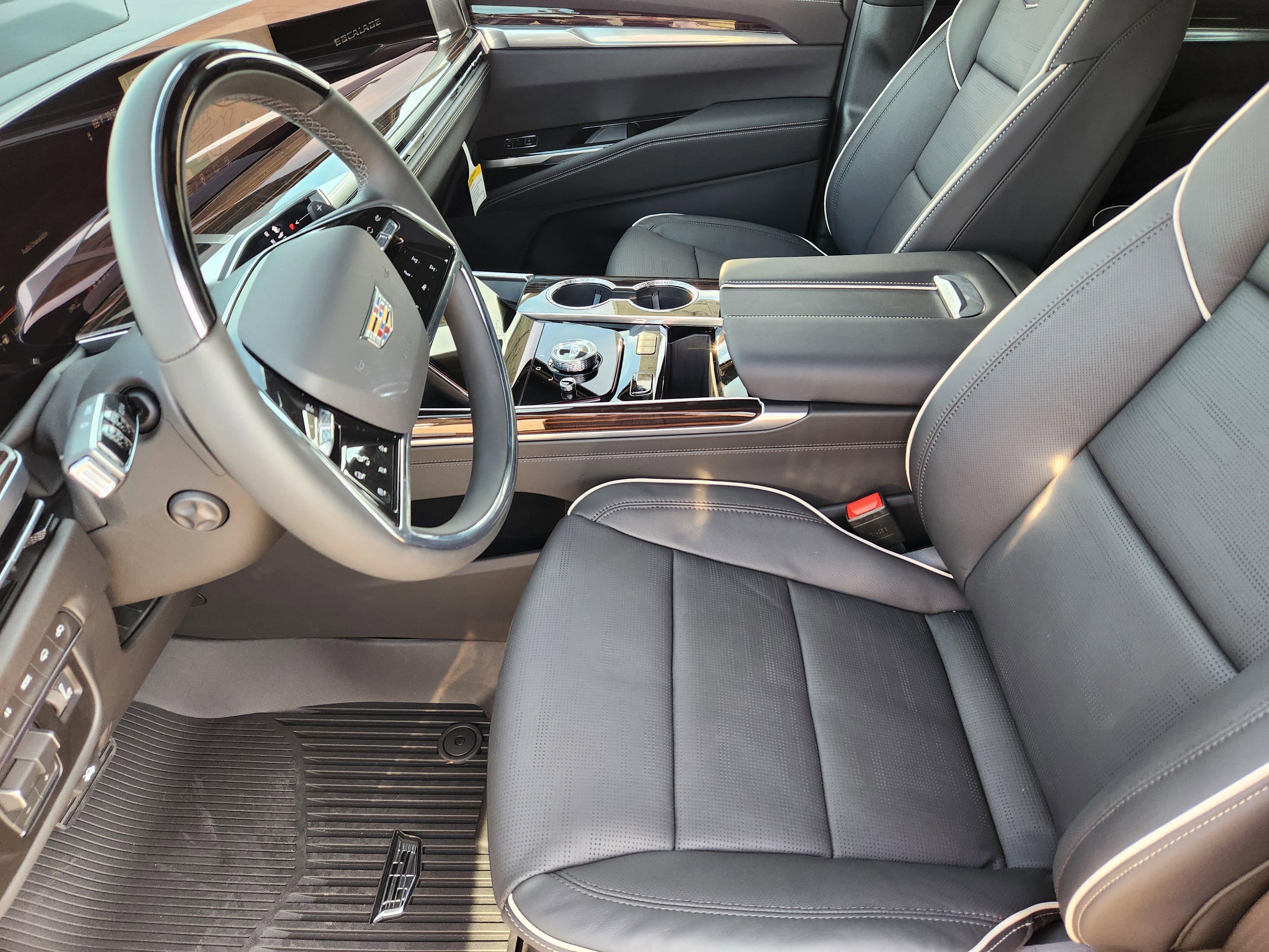 New 2026 Cadillac Escalade ESV Luxury w/ Touring Package image 9