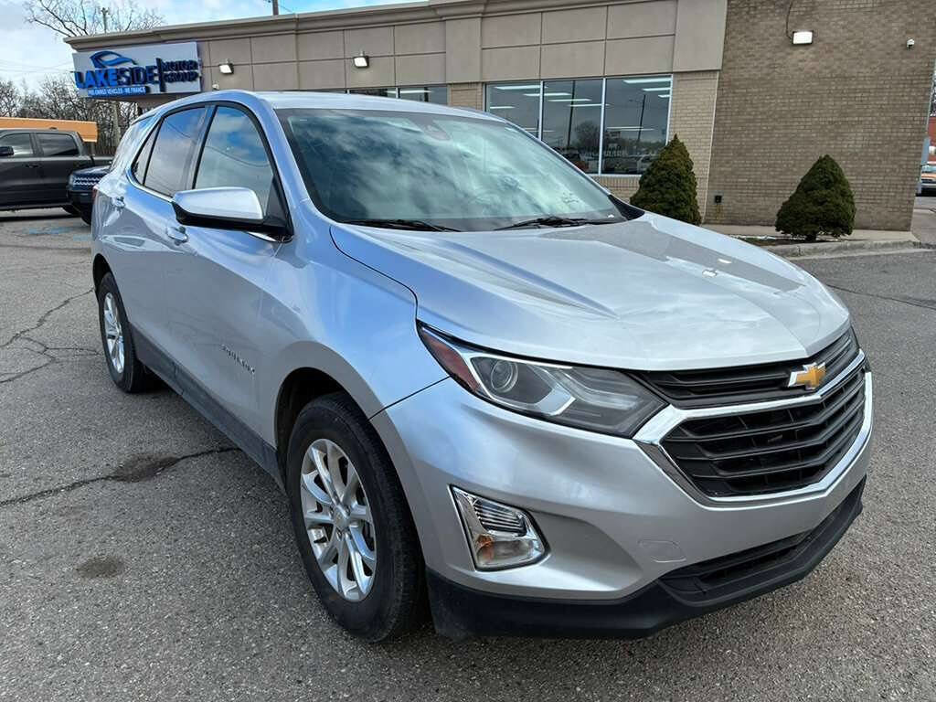 Used 2020 Chevrolet Equinox LT w/ LPO, Floor Liner Package image 3