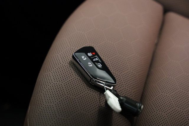 New 2025 Volkswagen ID. Buzz Pro S image 39