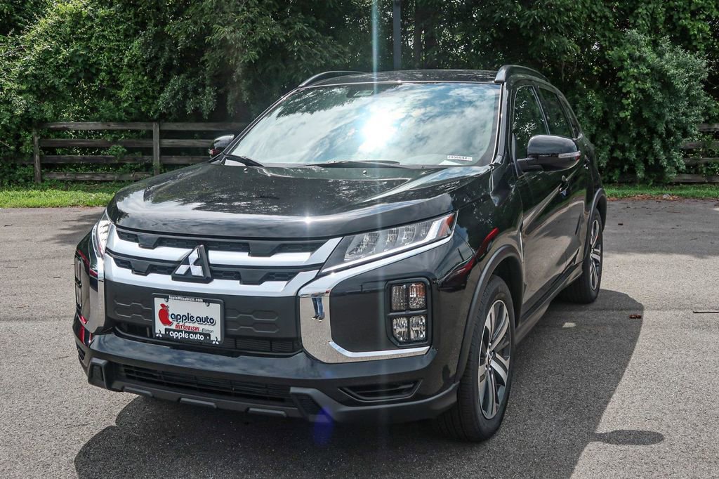 Used 2024 Mitsubishi Outlander Sport SEL image 5