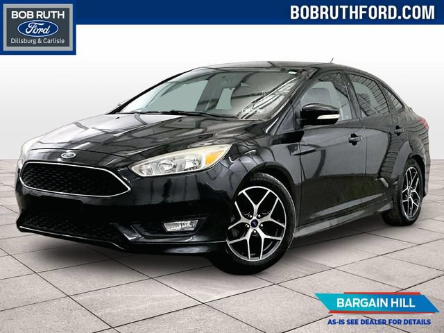 Used 2015 Ford Focus SE w/ SE Sport Package FWD image 1