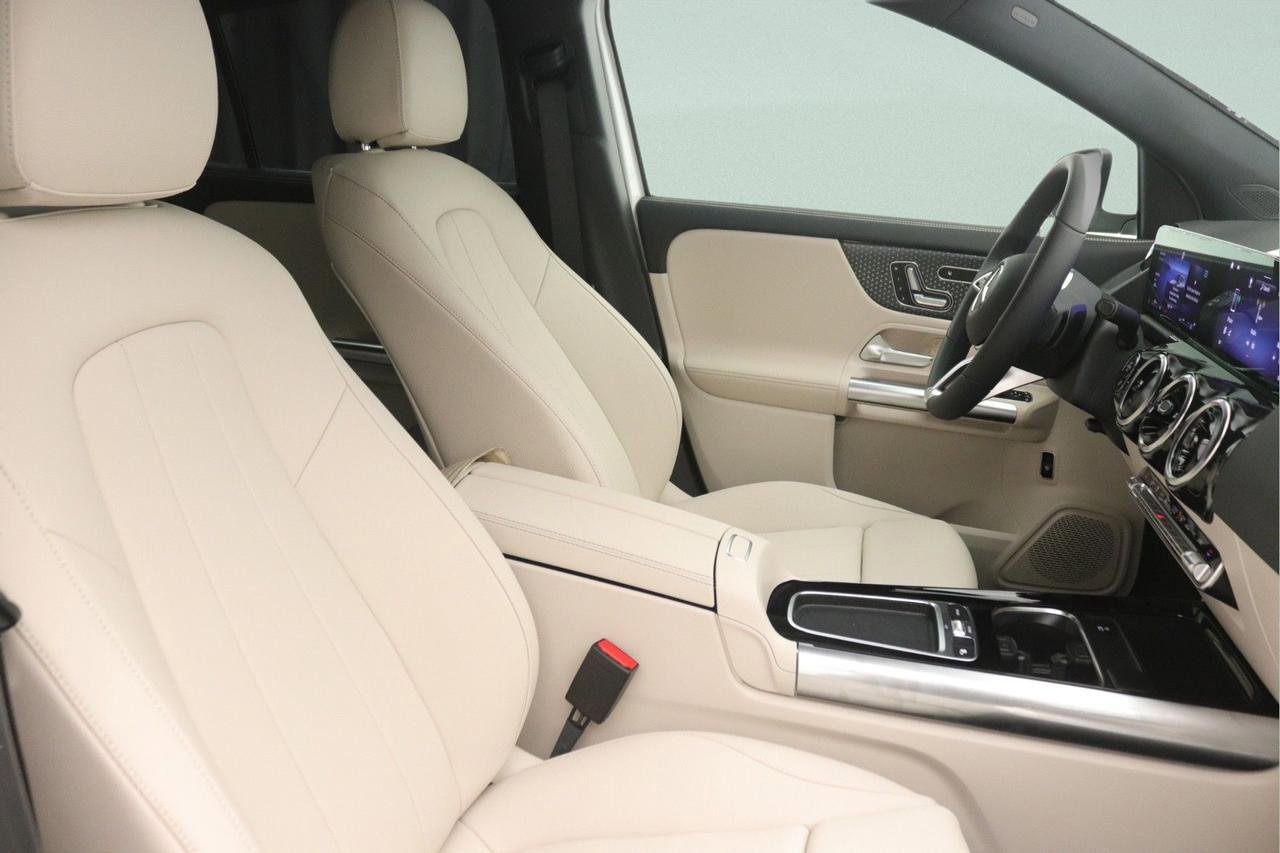 New 2026 Mercedes-Benz GLA 250 image 7