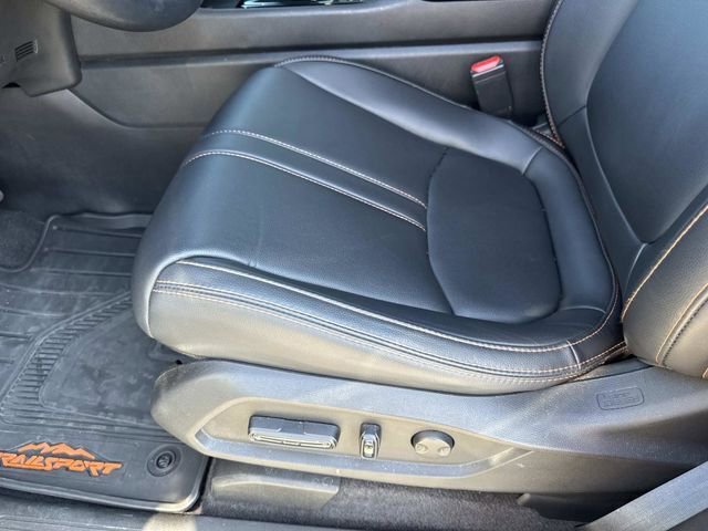 Used 2024 Honda Pilot TrailSport image 20