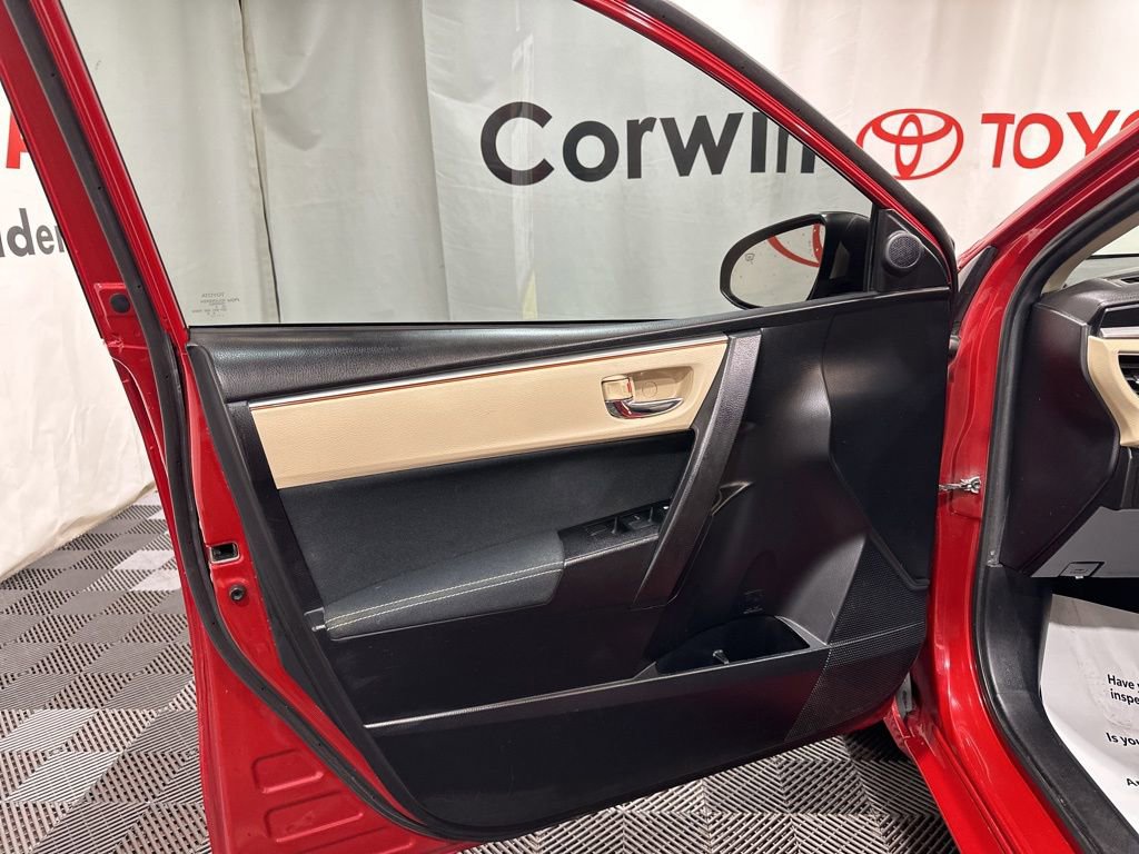 Used 2016 Toyota Corolla LE image 19
