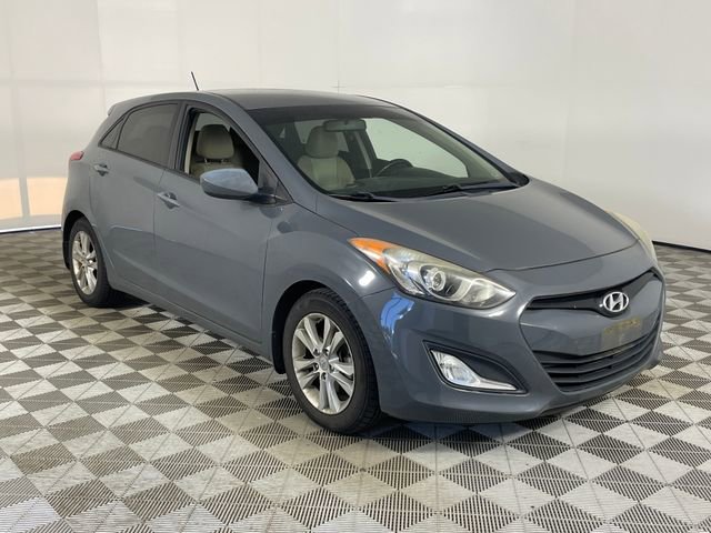 Used 2013 Hyundai Elantra GT FWD image 17