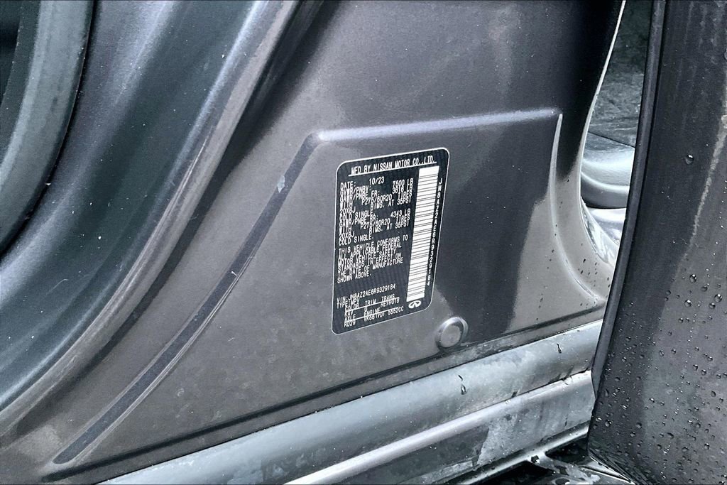 Used 2024 INFINITI QX80 Luxe image 16