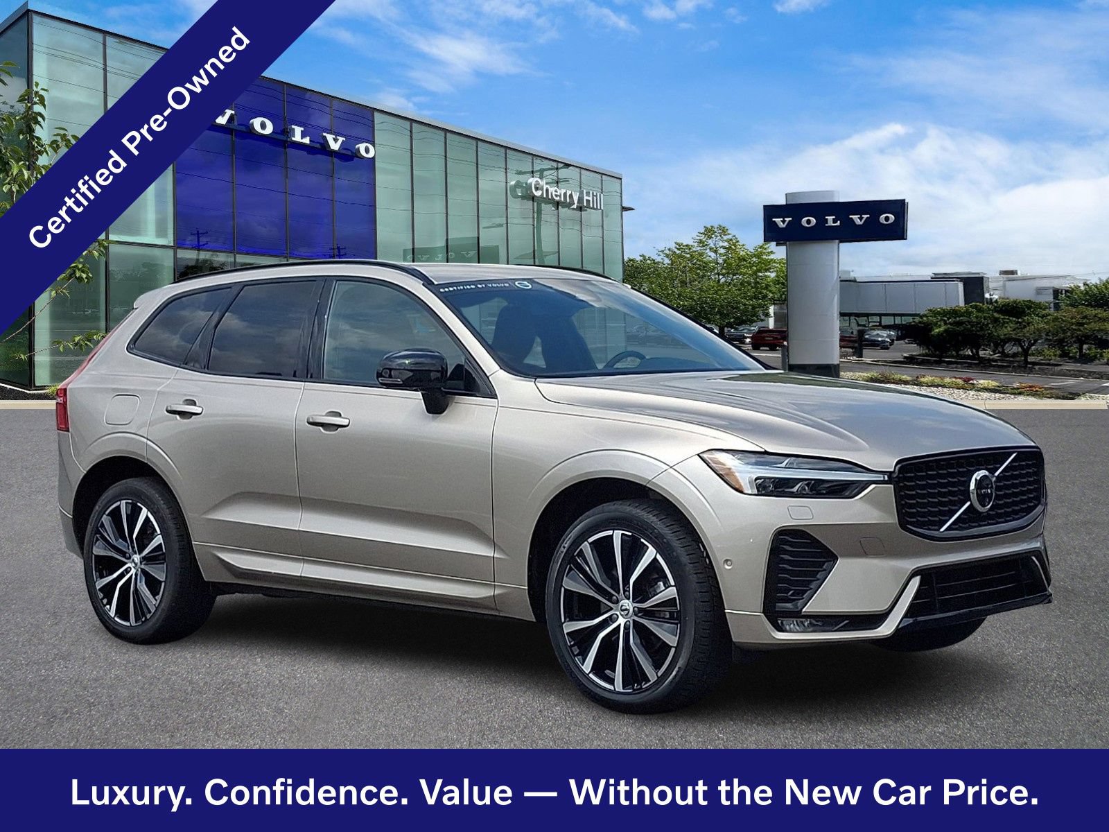 Certified 2024 Volvo XC60 B5 Plus w/ Protection Package Premier AWD/4WD image 1