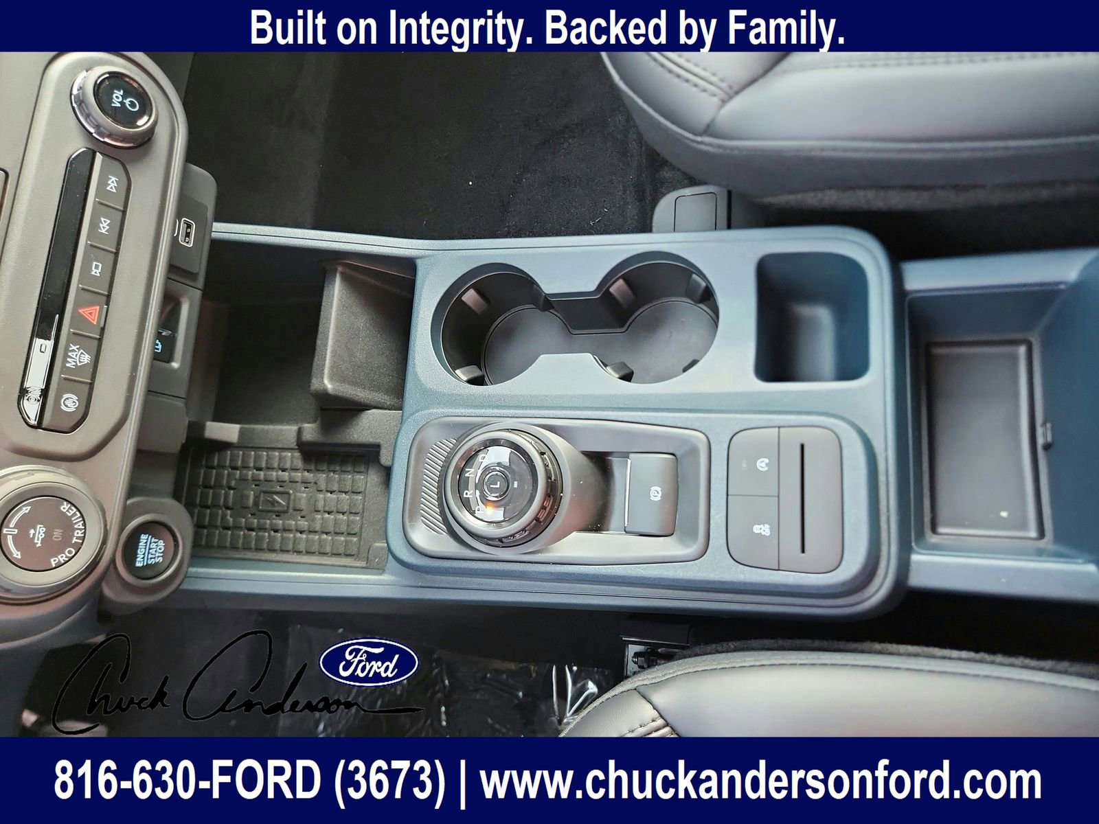 New 2025 Ford Maverick Lariat w/ Black Appearance Package image 14