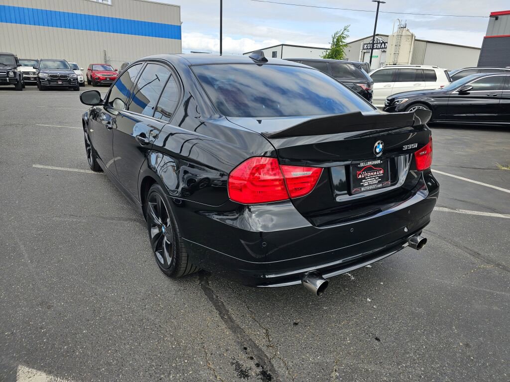 Used 2009 BMW 335i xDrive Sedan image 3