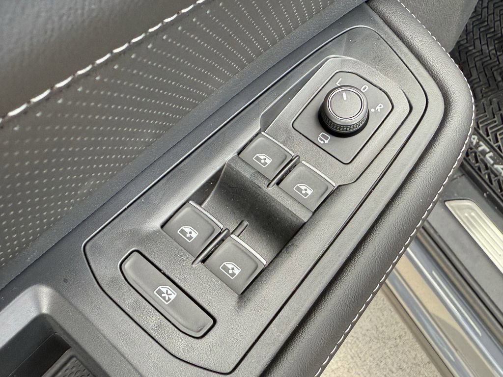 New 2026 Volkswagen Atlas SEL Premium R-Line AWD/4WD image 11