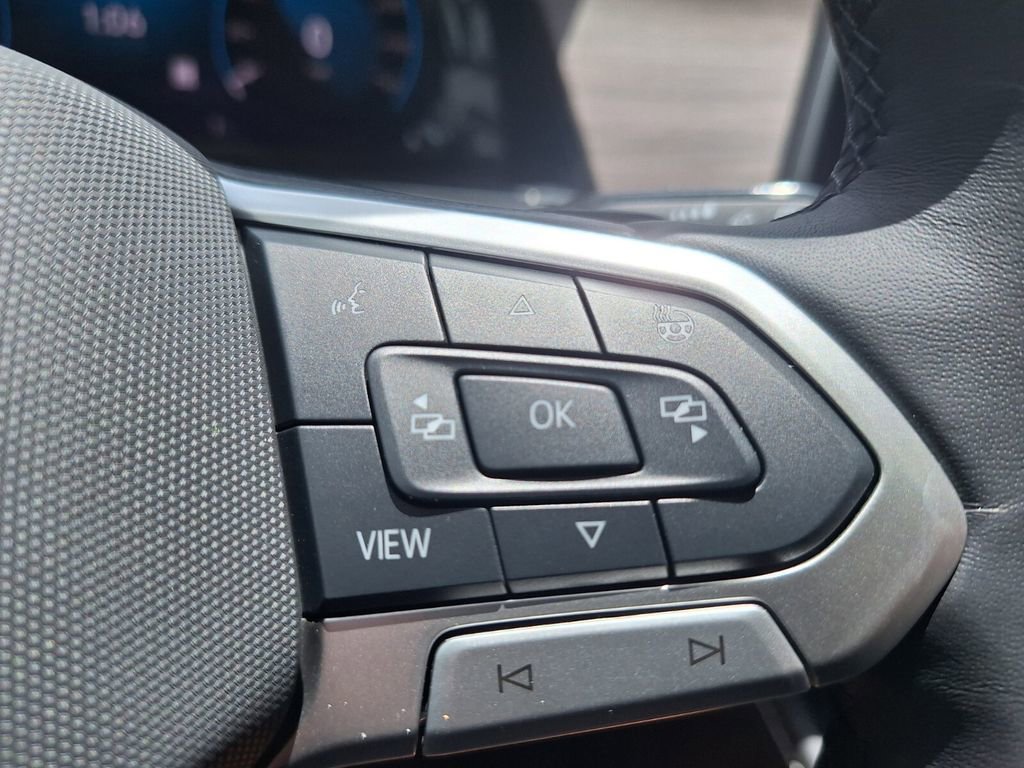 New 2025 Volkswagen Atlas SEL Premium R-Line image 15