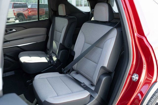 New 2026 Chevrolet Traverse LT FWD image 13