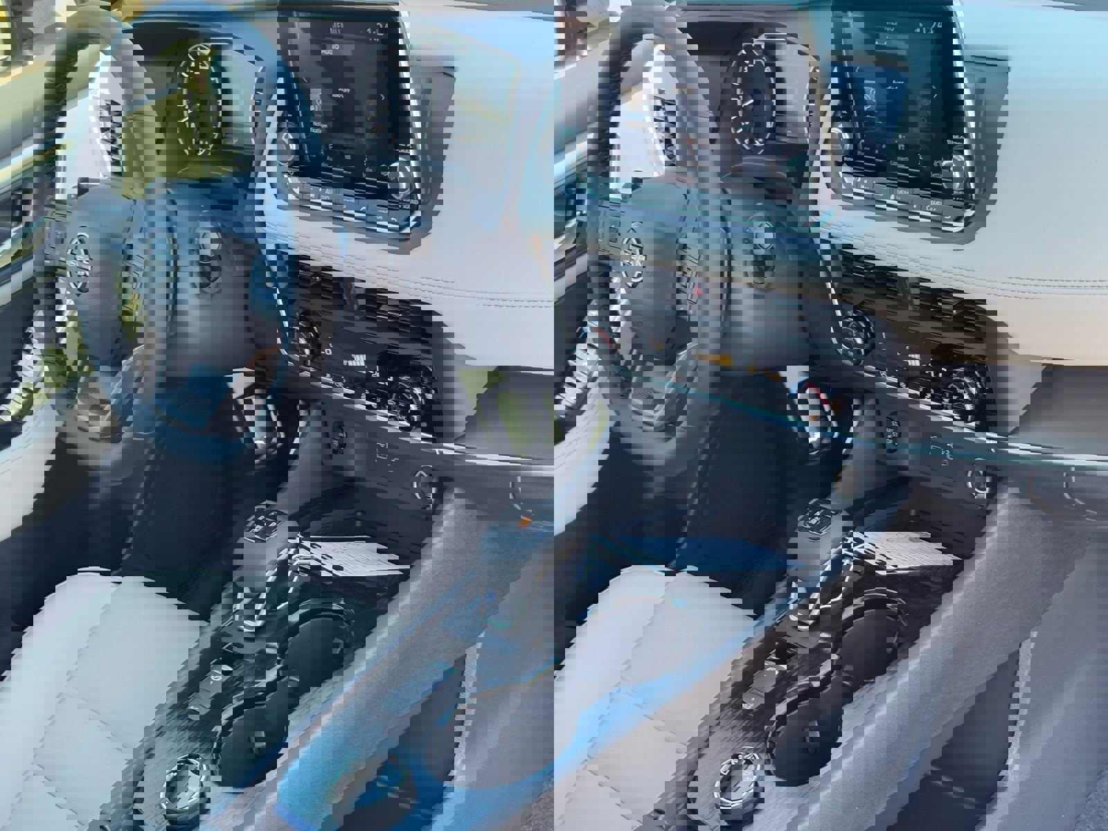 New 2026 Nissan Rogue SV image 9