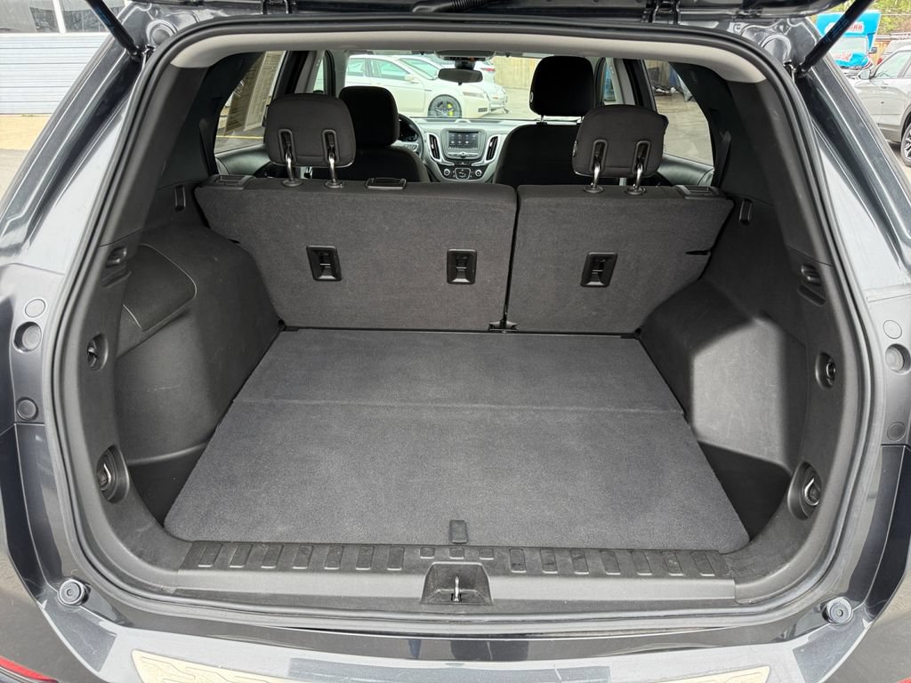 Used 2020 Chevrolet Equinox LS w/ LS Convenience Package FWD image 19