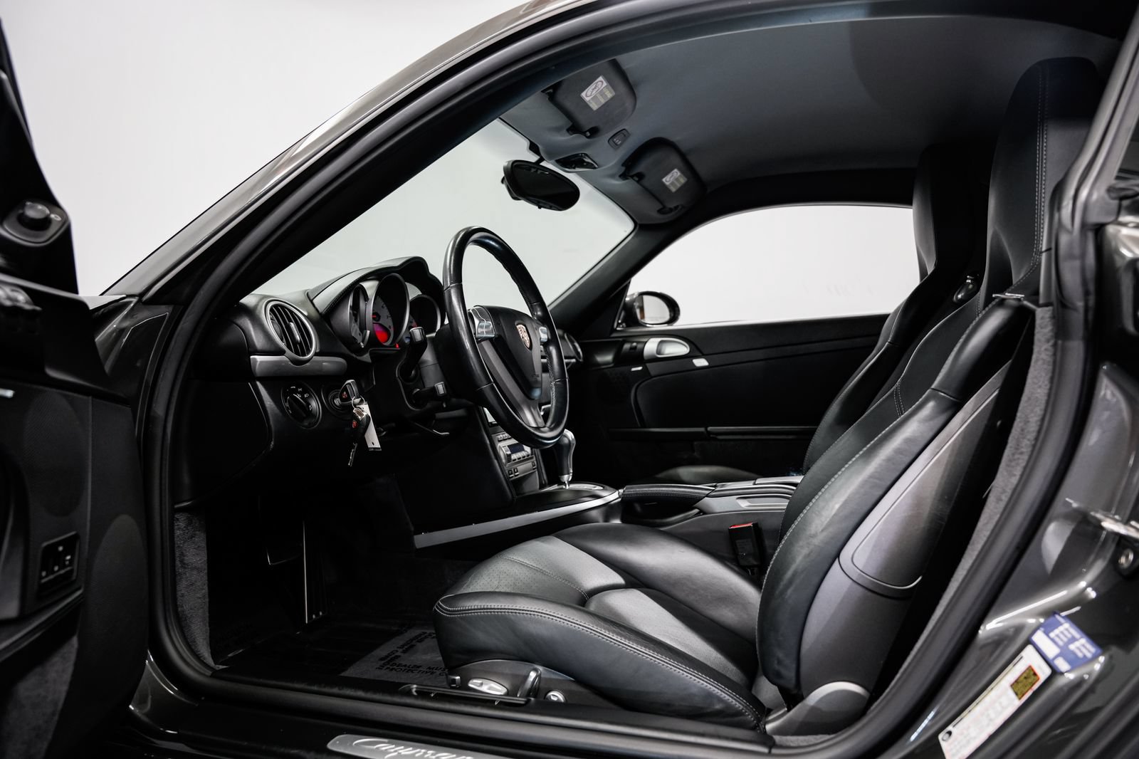 Used 2006 Porsche Cayman S RWD image 16