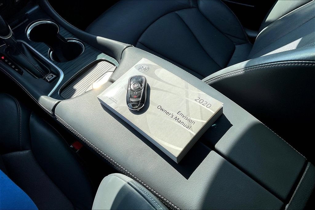 Used 2020 Buick Envision Essence w/ Experience Buick Package FWD image 38