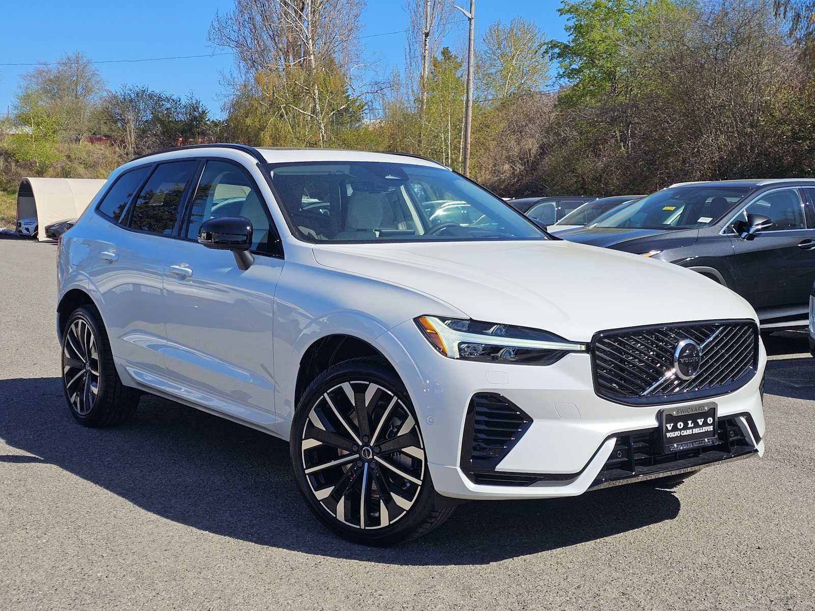 New 2026 Volvo EX30 Plus w/ Climate Package image 30