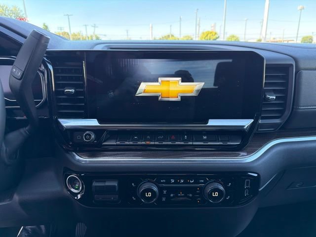 Used 2025 Chevrolet Silverado 1500 LT AWD/4WD image 26