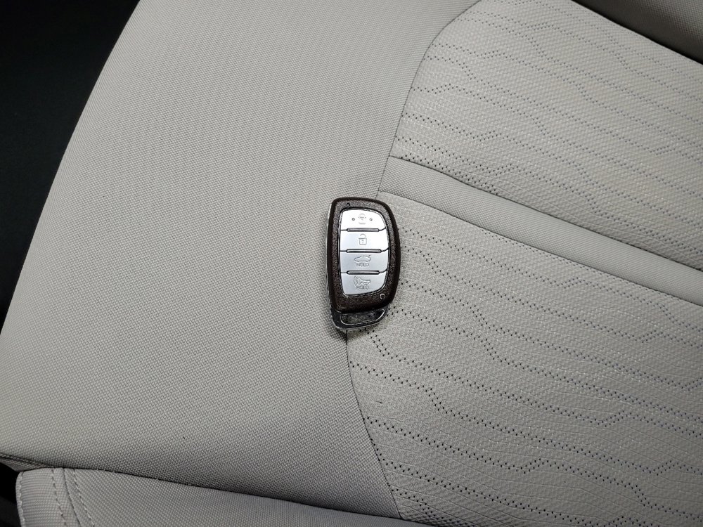 Used 2019 Hyundai Sonata Plug-In Hybrid image 32