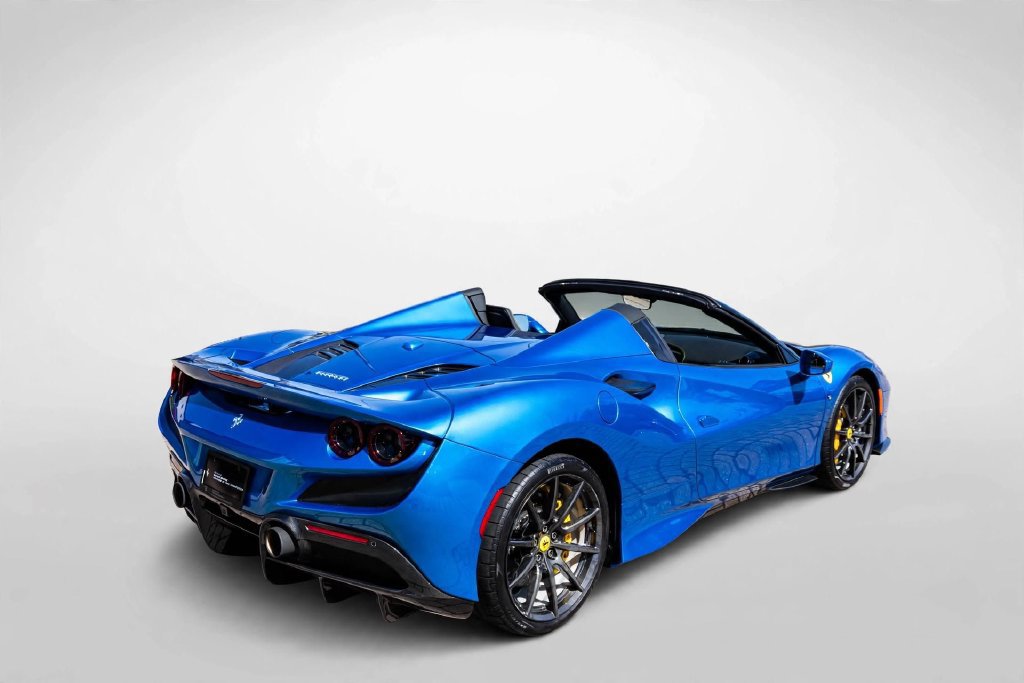 Certified 2022 Ferrari F8 Tributo RWD image 2