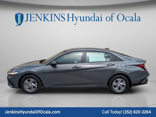 New 2026 Hyundai Elantra SE FWD image 6