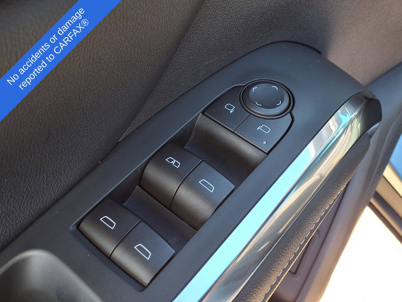 Used 2026 Chevrolet Traverse LT FWD image 15