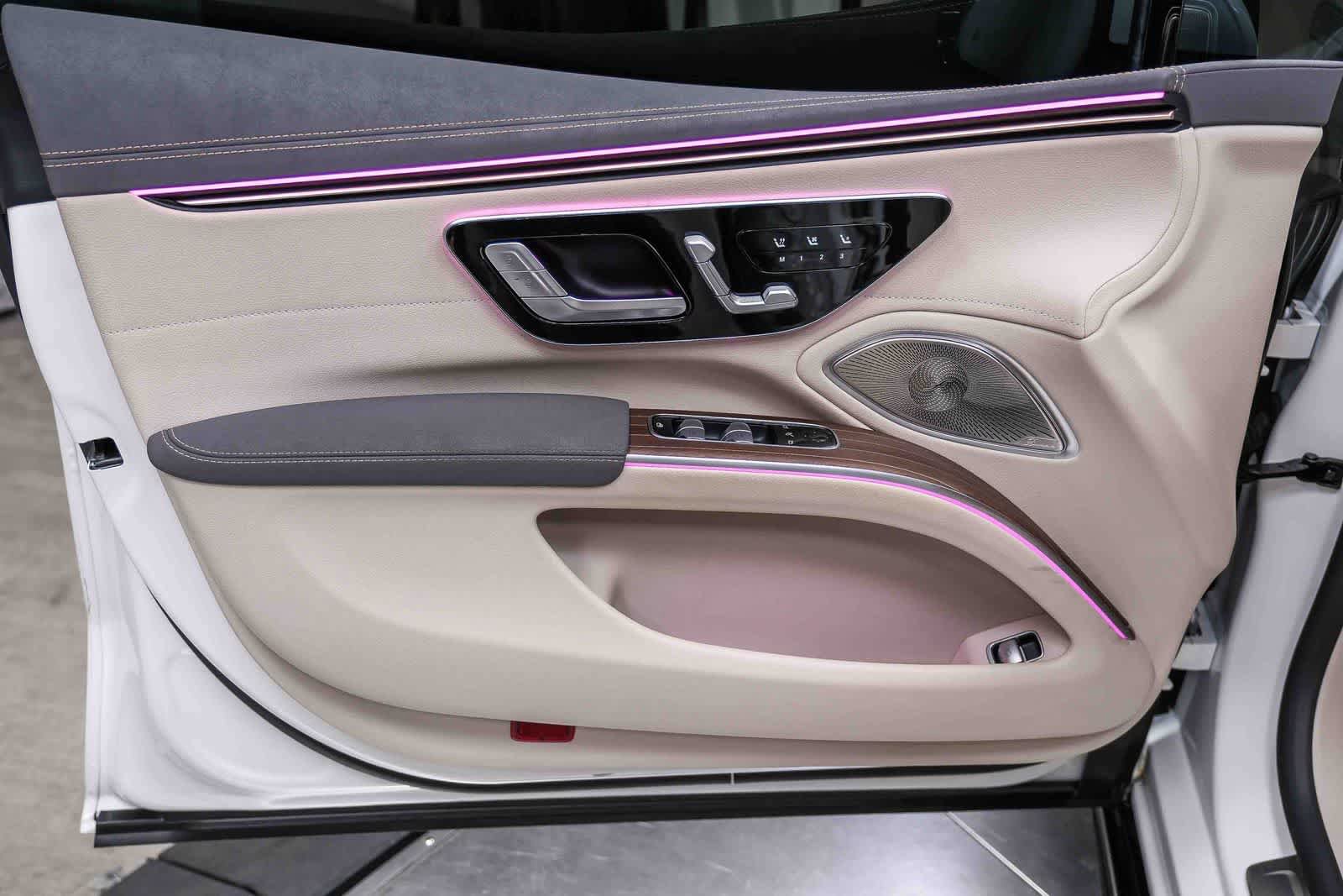 Certified 2023 Mercedes-Benz EQS 580 4MATIC Sedan image 26