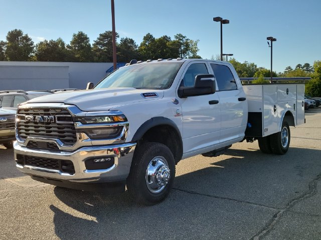 New 2026 RAM 3500 Tradesman AWD/4WD image 3