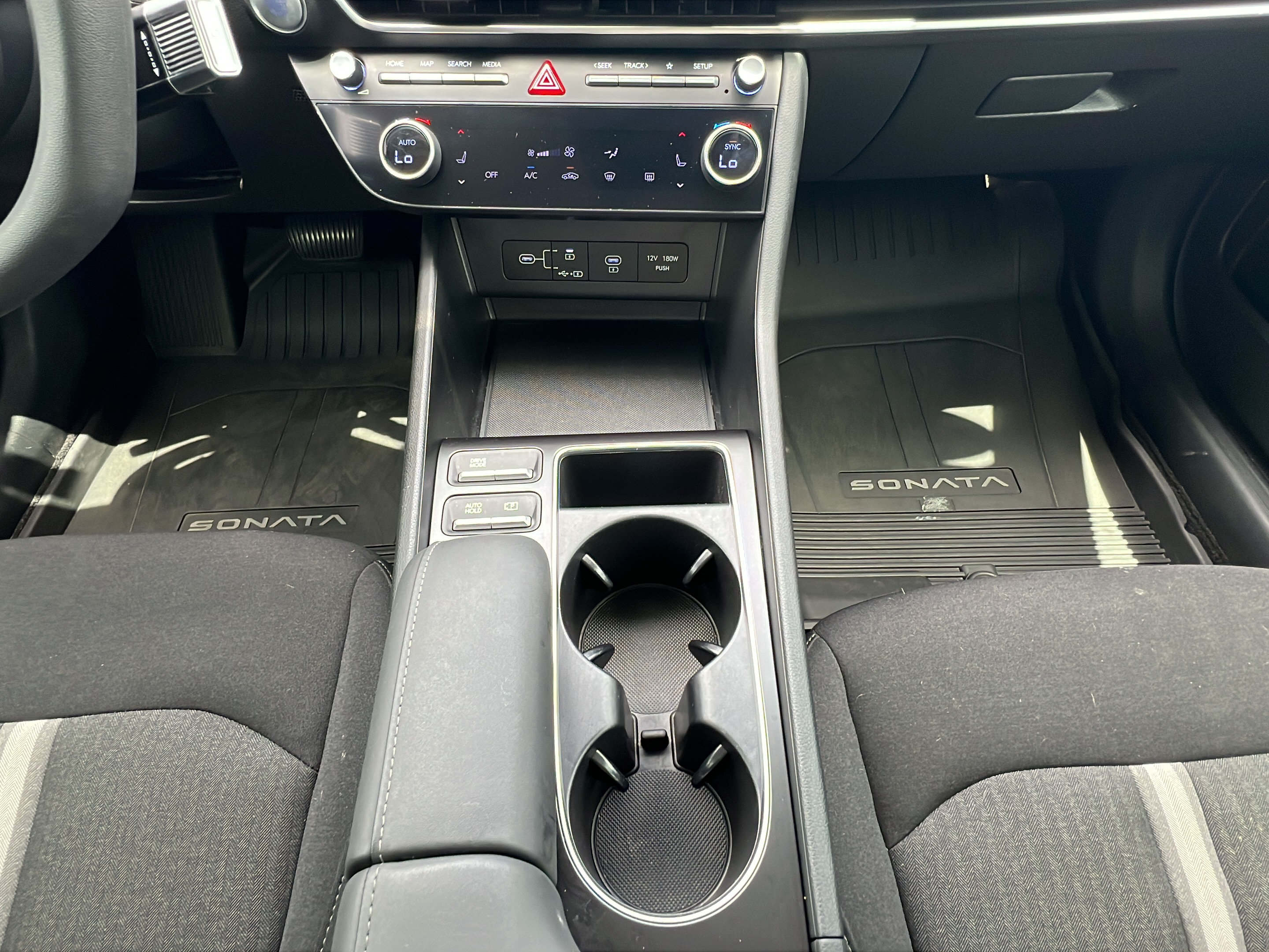 Certified 2024 Hyundai Sonata SEL FWD image 17