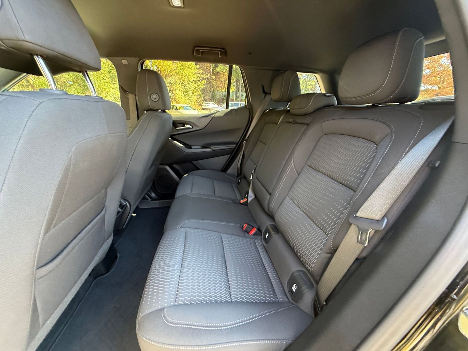 Used 2025 Chevrolet Equinox LT image 25