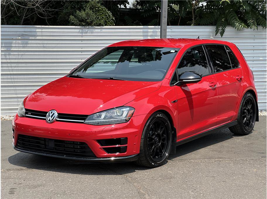 Used 2016 Volkswagen Golf R 4-Door w/ Driver Assistance Package AWD/4WD image 6