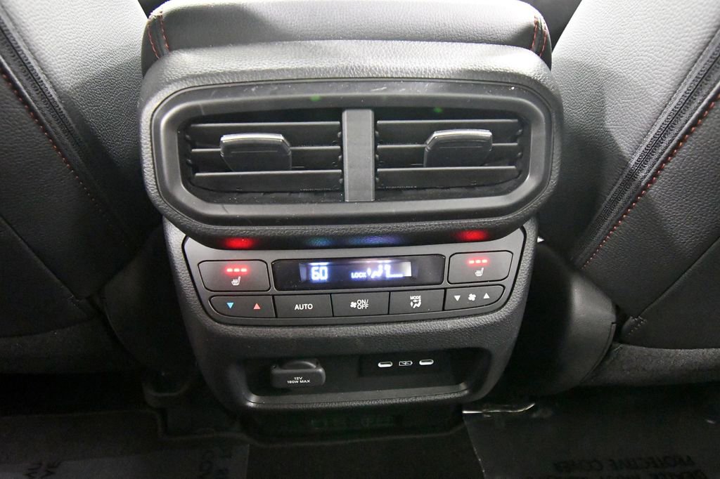 Certified 2025 Honda Ridgeline Black Edition image 17